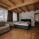 Fraeulein Nannerl - Boutique Mit Saunahaus Apartamento *