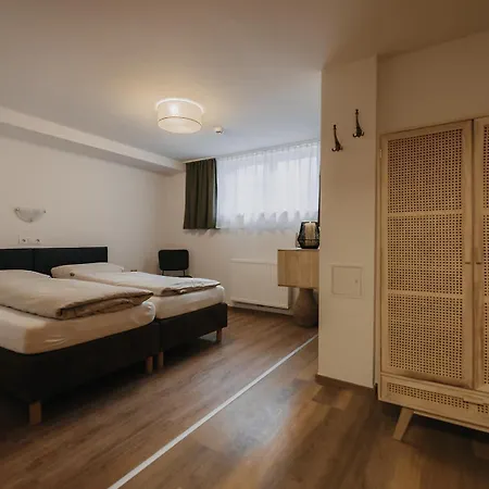 Fraeulein Nannerl - Boutique Mit Saunahaus Gerlos