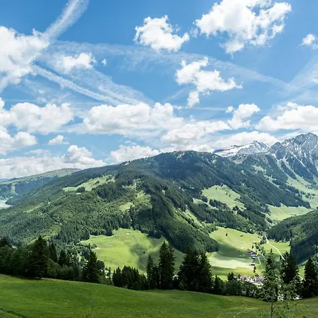 Fraeulein Nannerl - Boutique Mit Saunahaus * Gerlos