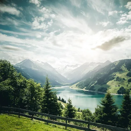 דירה Fraeulein Nannerl - Boutique Mit Saunahaus גרלוס