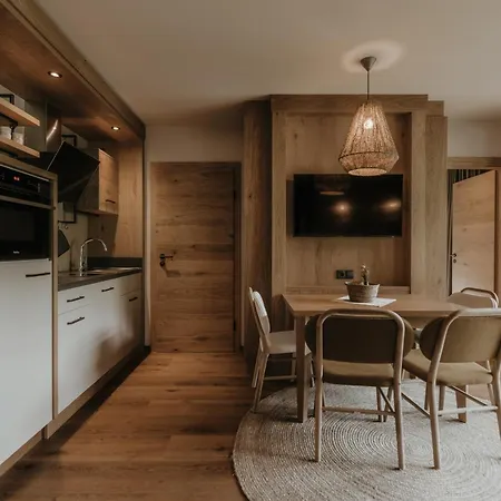 Fraeulein Nannerl - Boutique Mit Saunahaus Διαμέρισμα Gerlos