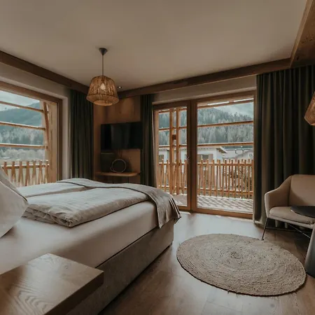 Fraeulein Nannerl - Boutique Mit Saunahaus