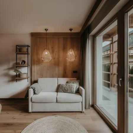 Fraeulein Nannerl - Boutique Mit Saunahaus גרלוס