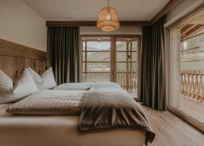 Fraeulein Nannerl - Boutique Mit Saunahaus * Gerlos