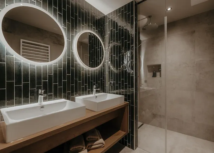 Fraeulein Nannerl - Boutique Mit Saunahaus