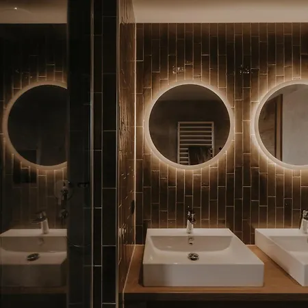 アパート Fraeulein Nannerl - Boutique Mit Saunahaus ゲルロス